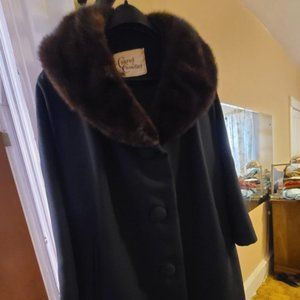 Conrad & Chandler Black and Mink Coat Vintage Retr